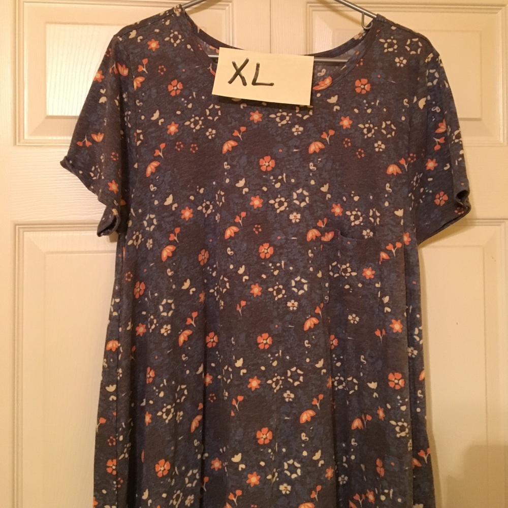 Lularoe Carly